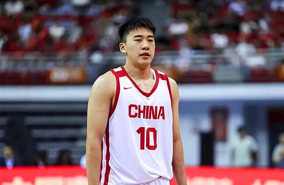 九游娱乐app下载-热身赛：中国男篮逆转塞尔维亚FMP开门红 王俊杰18+14徐昕10分4帽